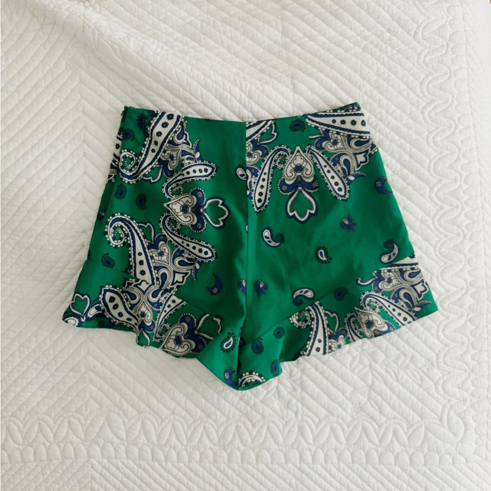 Zara print shorts size S